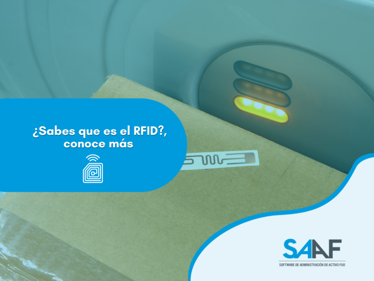 Fotografía de una caja con una etiqueta RFID cerca de un lector.