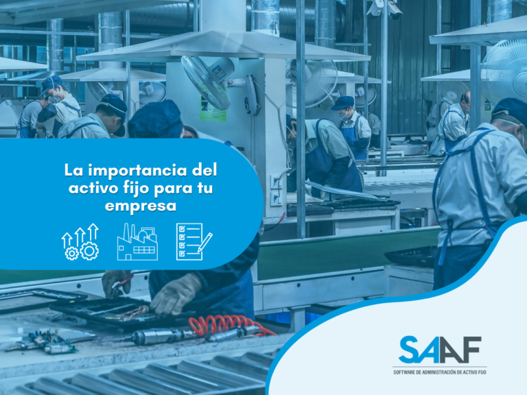 Fotografía de planta industrial con trabajadores utilizando los activos fijos de una empresa