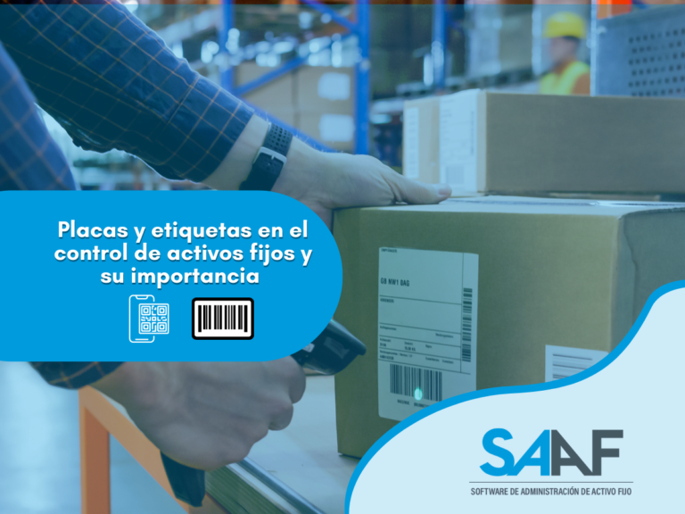 Fotografía de una persona escaneando un código de barras de control de activos fijos