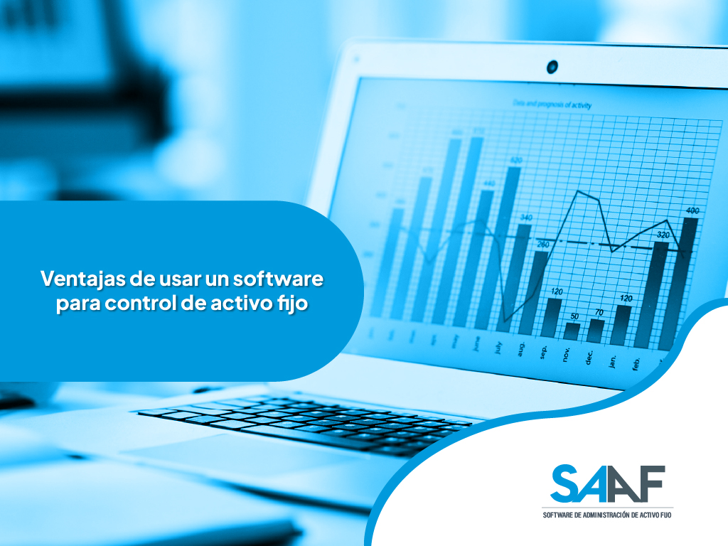 fotografía de una computadora con un software de control de activo fijo en la pantalla